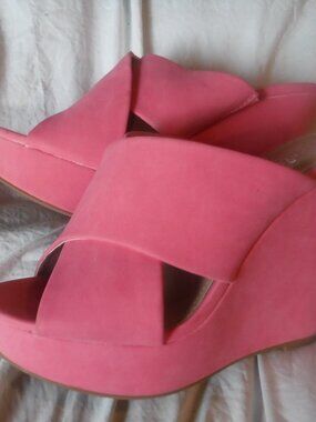 Charles by Charles David Womens pink High Heel Wedge Block Shoe Women Size 8 1/2